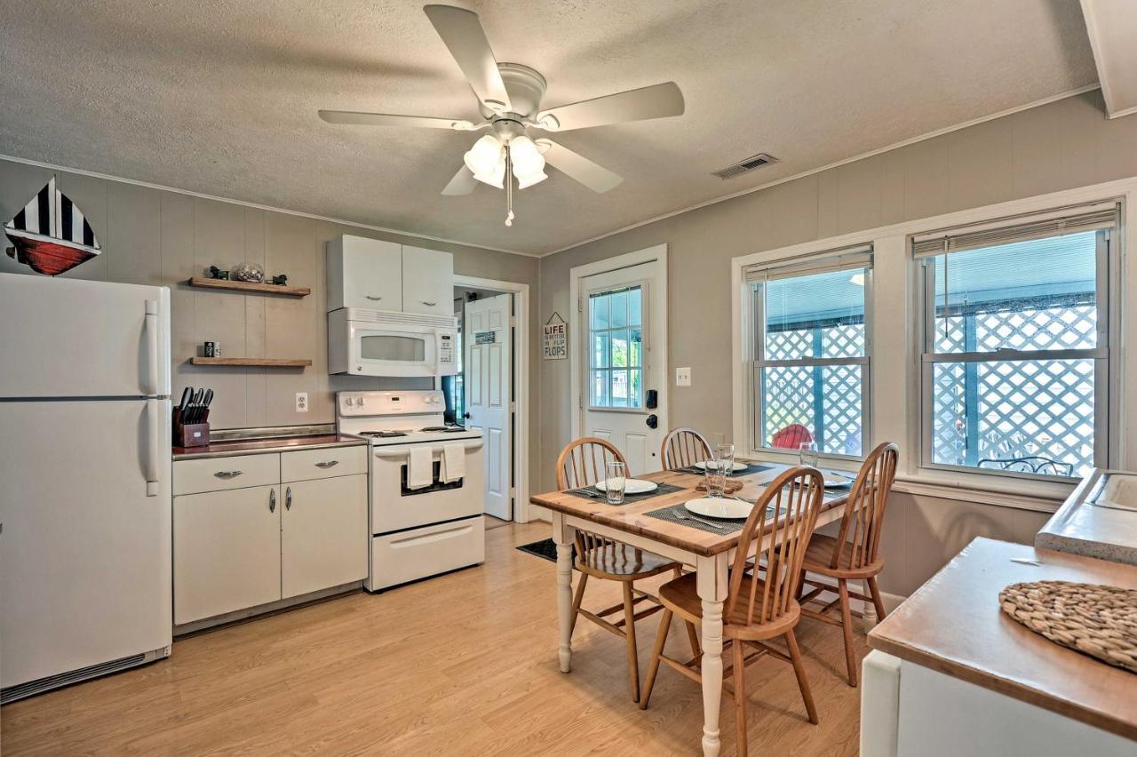 The Blue Crab Cottage - 3 Blocks From The Beach! Colonial Beach Exterior foto